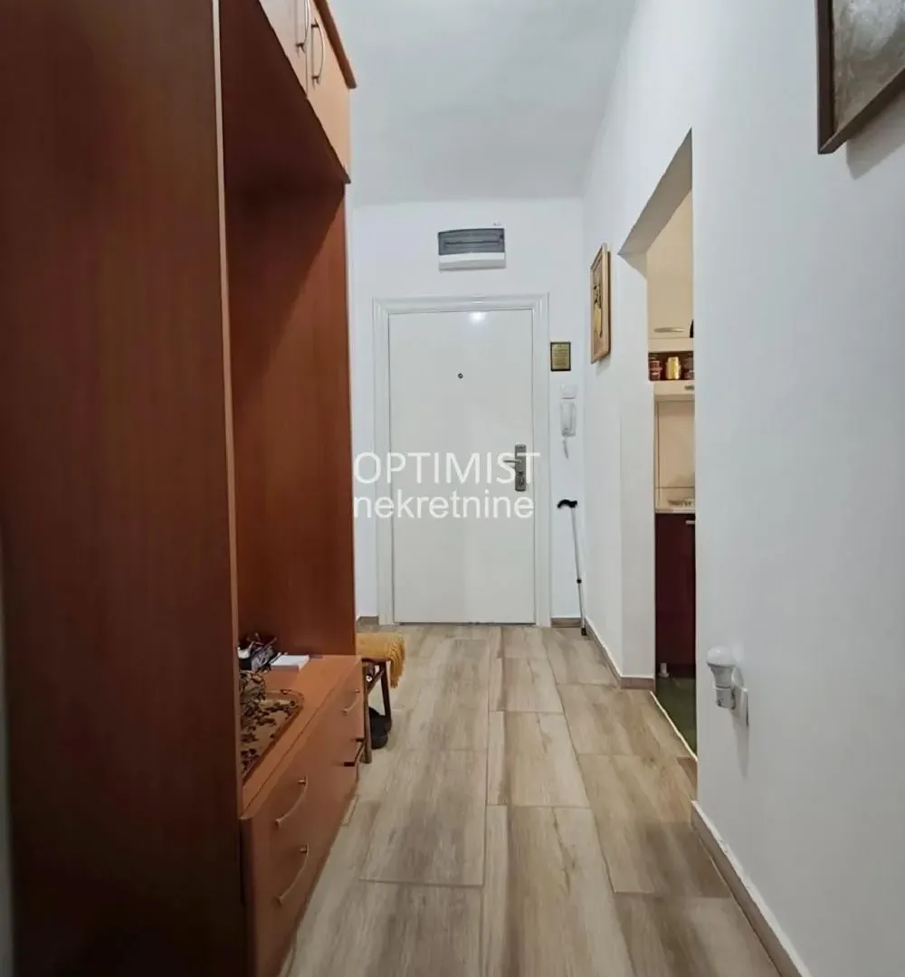 Prodaja, dvosoban stan, 65m², Lekino Brdo, Voždovac Sve Podlokacije