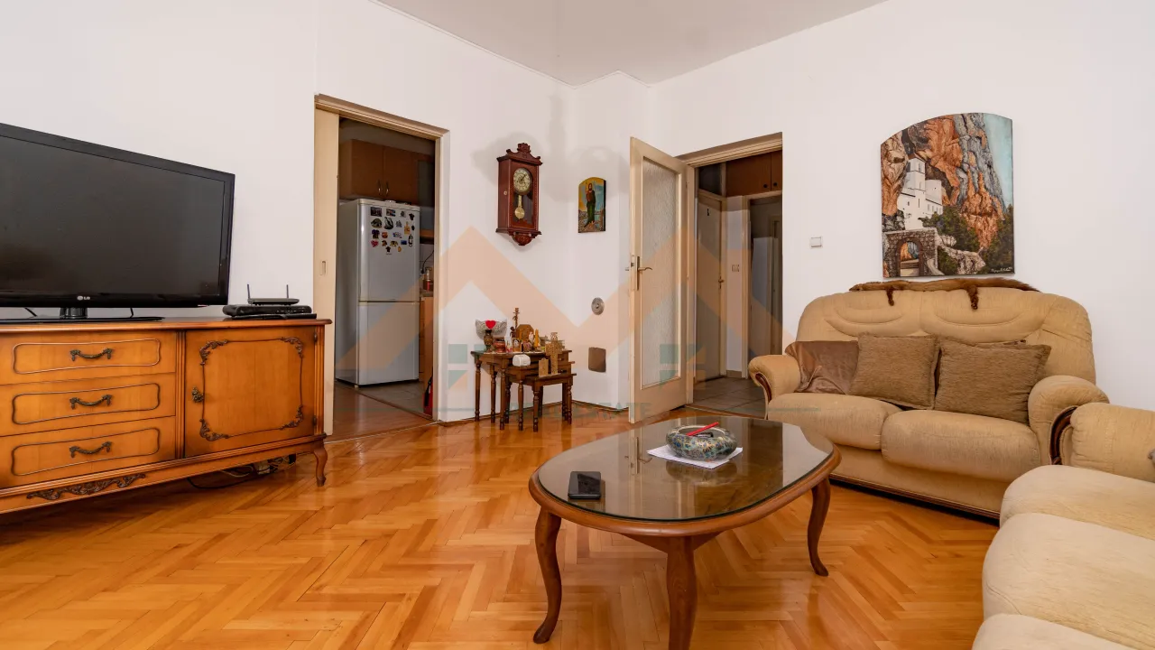 Prodaja, trosoban stan, 96m², Gintaš, Podgorica