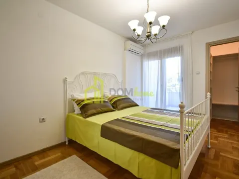 Izdavanje, trosoban stan, 150m², Preko Morače, Podgorica - image 8