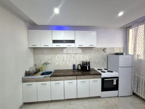 Sale, three bedroom apartment, 90m², Brace Jerković, Voždovac Sve Podlokacije - image 5