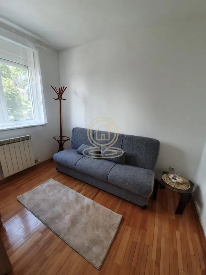 Rent, three bedroom apartment, 44m², Vračar Hram, Vračar Sve Podlokacije