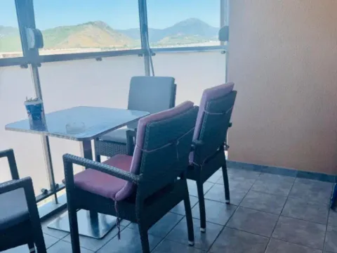 Izdavanje, jednosoban stan, 47m², City Kvart, Podgorica - image 11