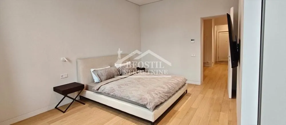 Sale, four bedroom apartment, 133m², Stari Grad, Beograd