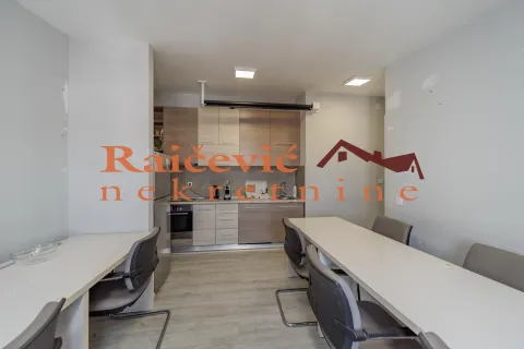 Sale, apartment, 118m², Zvezdara Sve Podlokacije, Beograd - image 16