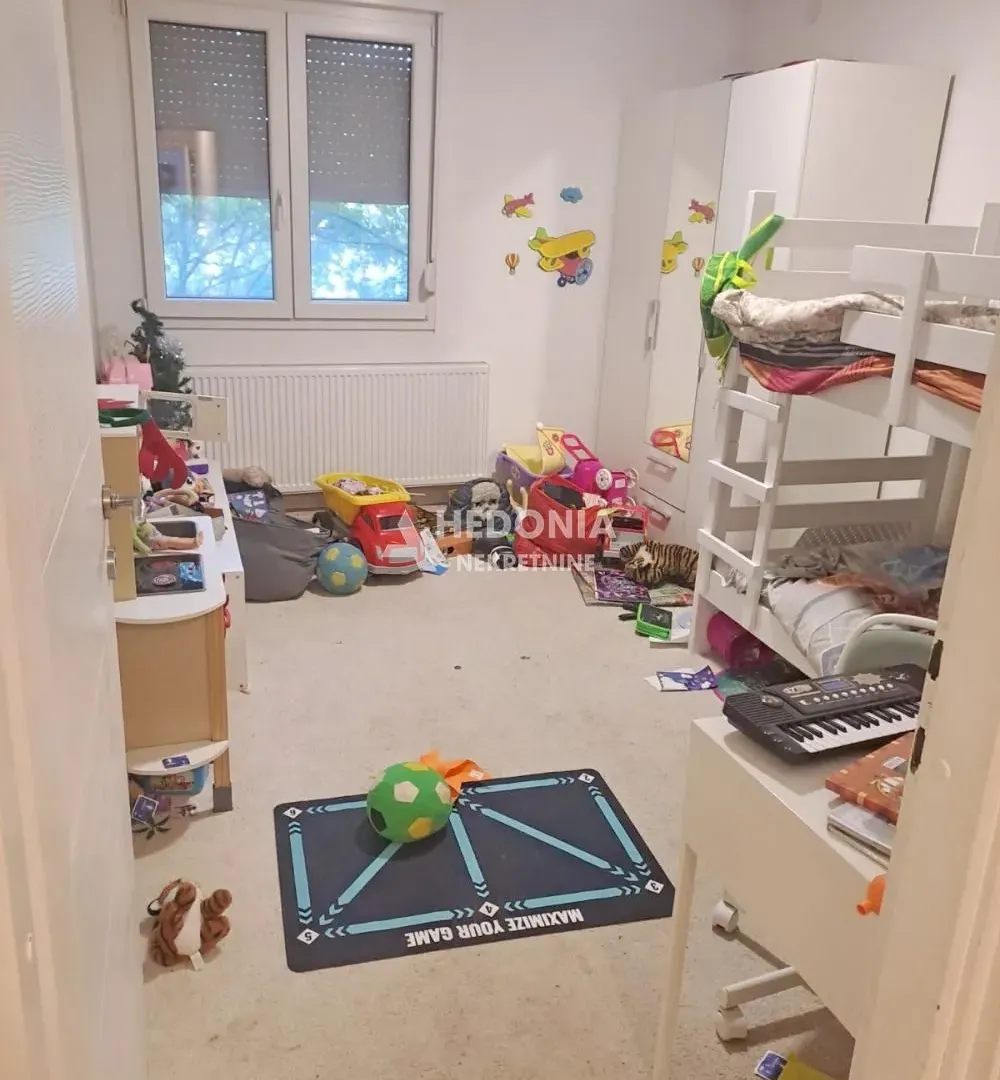 Sale, three bedroom apartment, 94m², Vidikovački venac, Rakovica