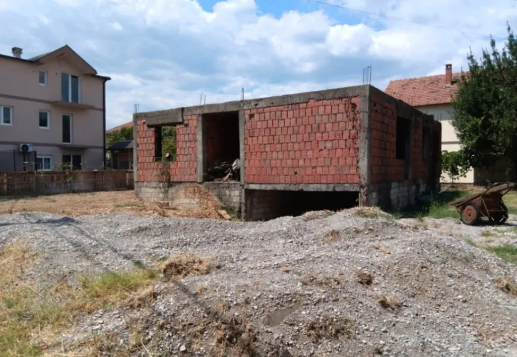 Sale, house, 610m², Gornja Gorica, Podgorica