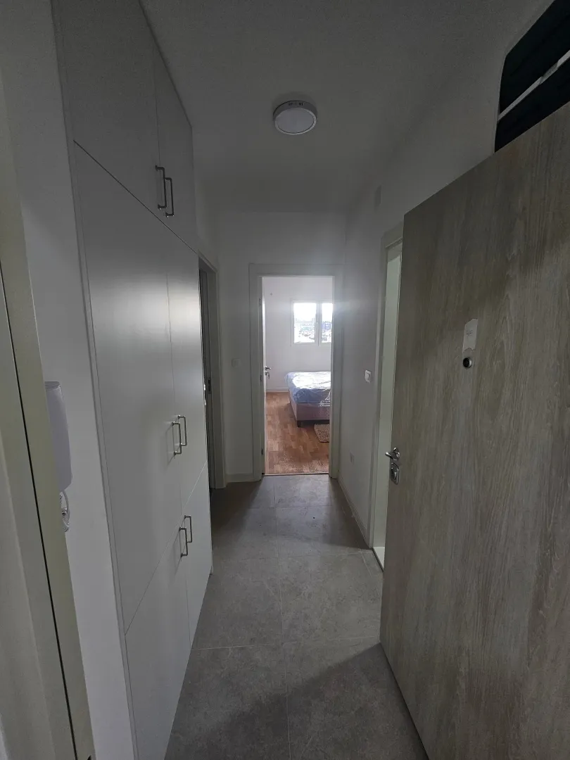 Rent, one bedroom apartment, 42m², Stari Aerodrom, Podgorica