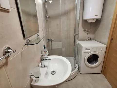 Rent, one bedroom apartment, 45m², Stari Aerodrom, Podgorica - image 2