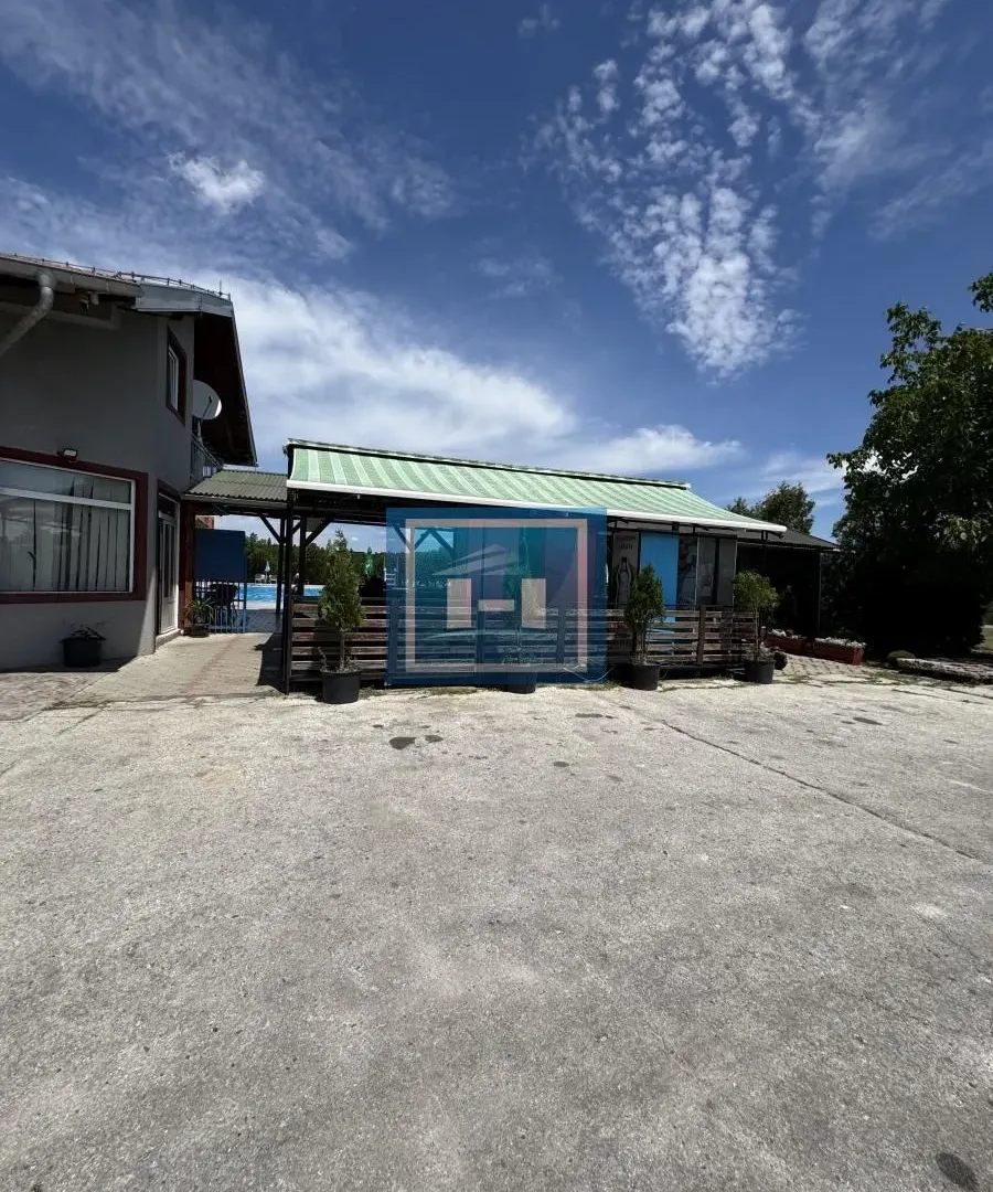 Sale, office space, 69m², Ražanj, Srbija