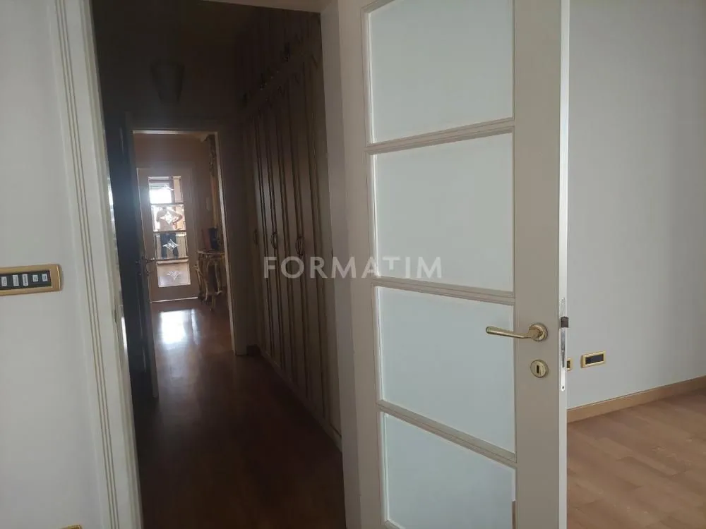 Rent, four bedroom apartment, 160m², Vračar Hram, Vračar Sve Podlokacije