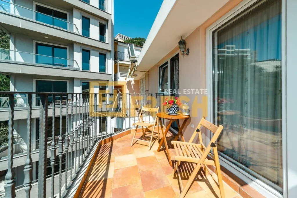 Rent, one bedroom apartment, 47m², Budva, Crna Gora