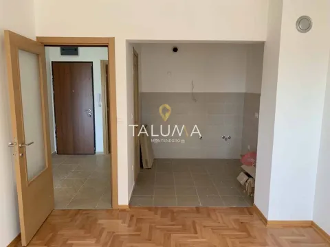 Sale, two bedroom apartment, 56m², Dubovica, Budva - image 8