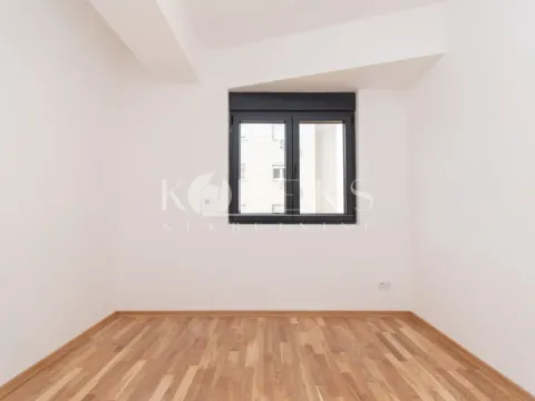 Izdavanje, dvosoban stan, 64m², City Kej, Podgorica - image 11