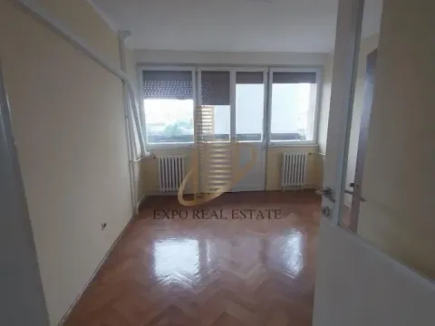Prodaja, trosoban stan, 71m², Dušanovac, Voždovac Sve Podlokacije - image 4