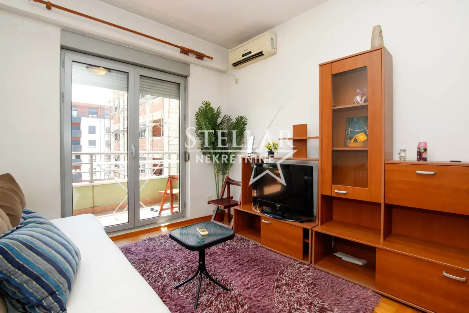 Izdavanje, jednosoban stan, 38m², 1 maj, Podgorica