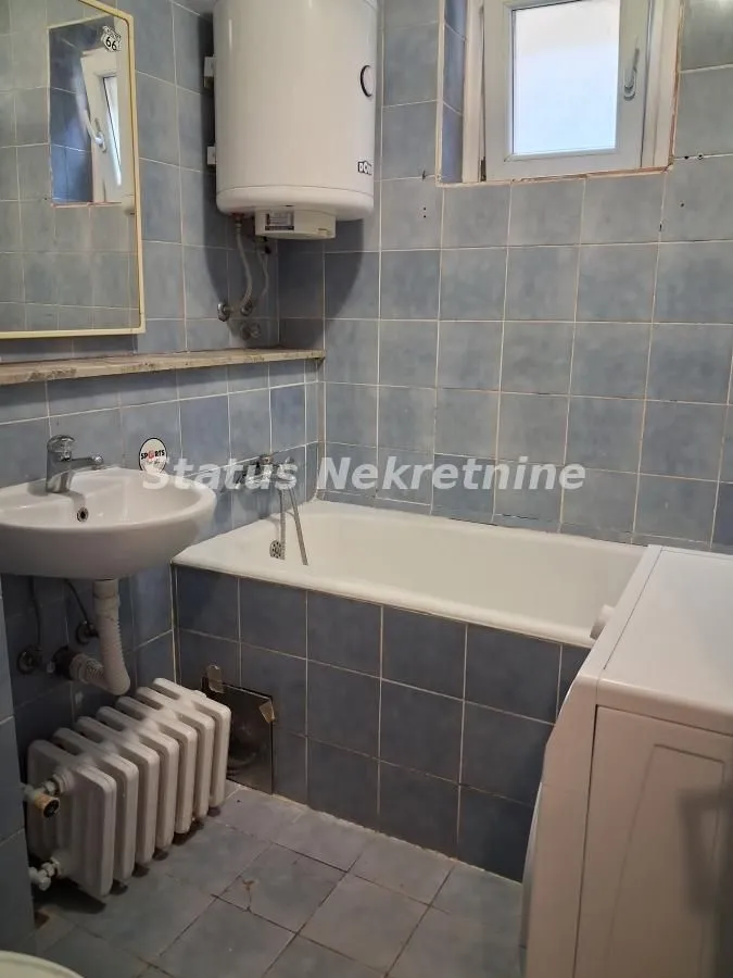 Izdavanje, jednosoban stan, 30m², Bulevar Oslobodjenja, Novi Sad Sve Podlokacije