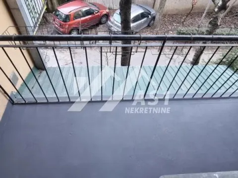 Izdavanje, dvosoban stan, 50m², Detelinara, Novi Sad Sve Podlokacije - image 8