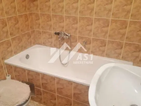 Izdavanje, jednosoban stan, 41m², Bulevar Oslobodjenja, Novi Sad Sve Podlokacije - image 9