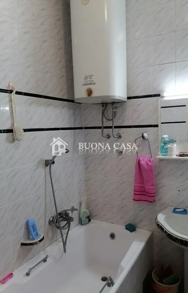 Sale, three bedroom apartment, 99m², Vračar Hram, Vračar Sve Podlokacije