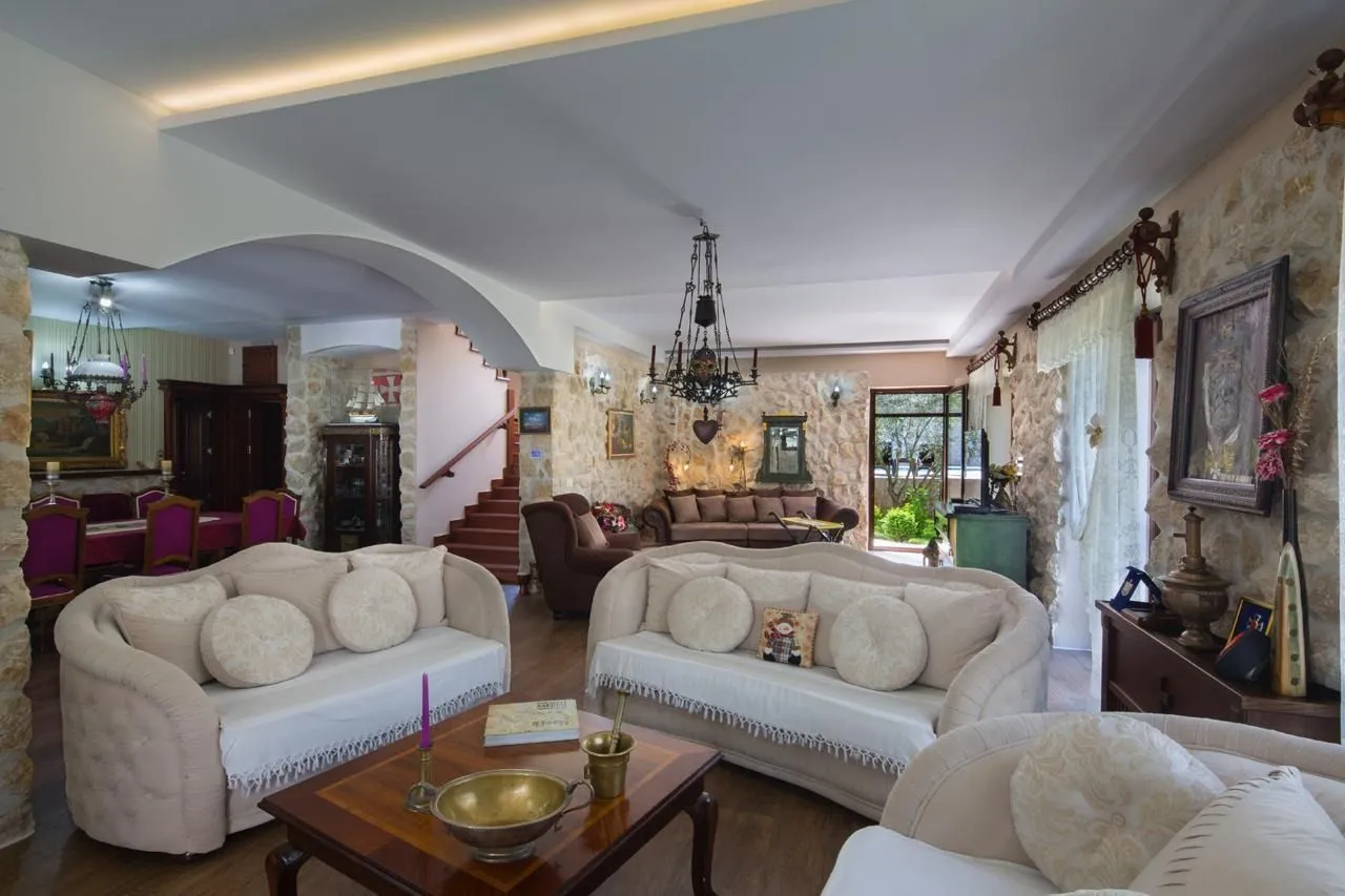 Sale, house, 690m², Prčanj, Kotor