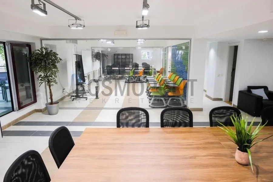 Sale, office space, 315m², Voždovac Sve Podlokacije, Beograd