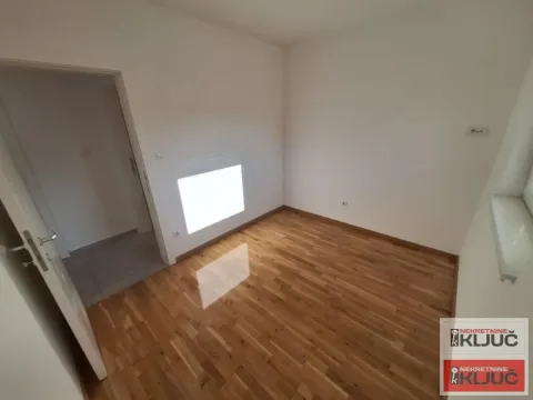Prodaja, trosoban stan, 74m², Veternička rampa, Novi Sad Sve Podlokacije - image 12