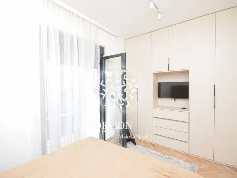 Izdavanje, jednosoban stan, 60m², Stari Aerodrom, Podgorica - image 19