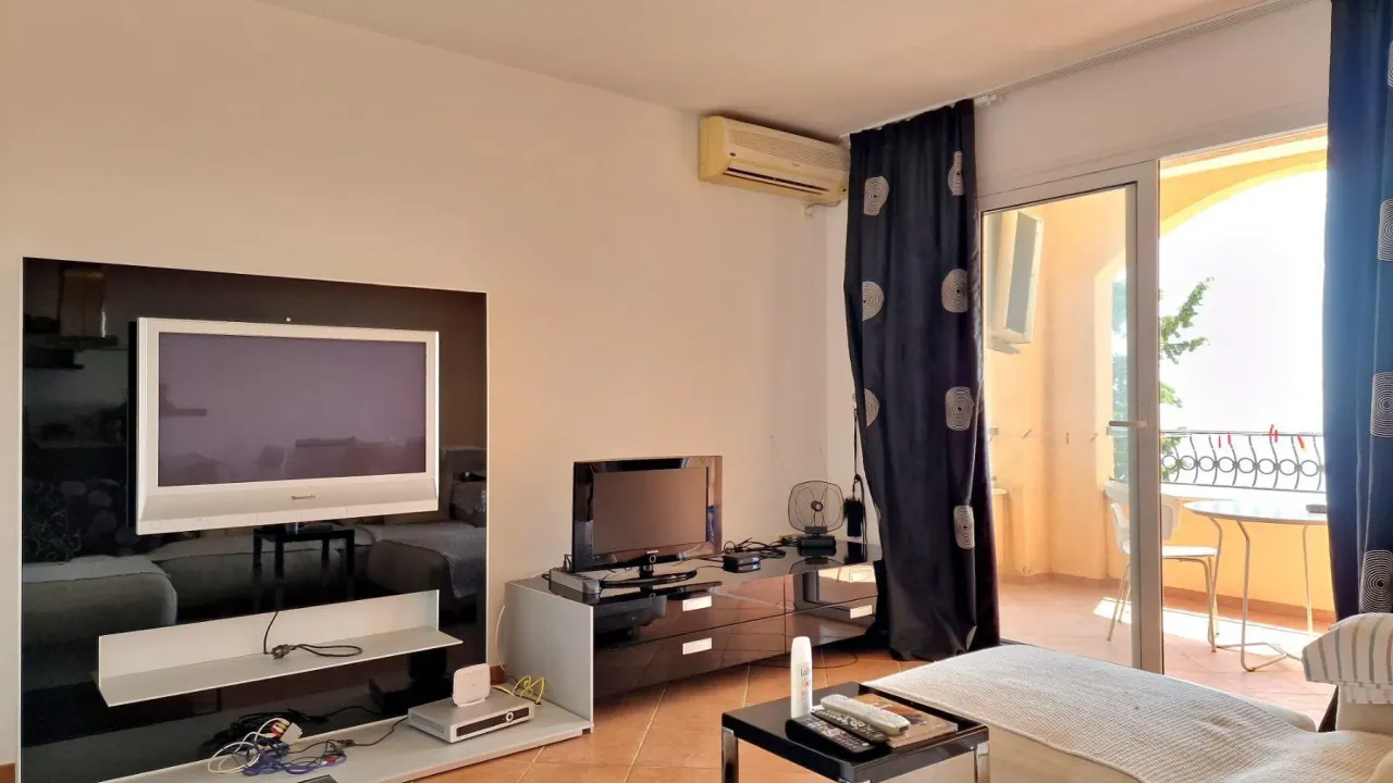 Prodaja, dvosoban stan, 95m², Kamenovo, Budva