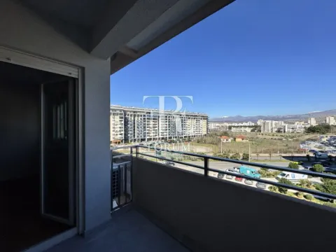 Prodaja, jednosoban stan, 48m², Central Point, Podgorica - image 10