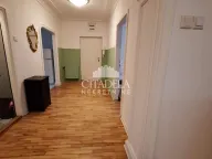 Izdavanje, trosoban stan, 75m², Profesorska Kolonija, Palilula Sve Podlokacije - image 1