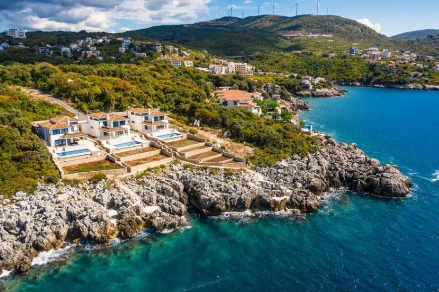 Sale, house, 342m², Utjeha, Bar