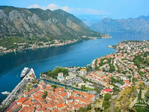 Prodaja, jednosoban stan, 52m², Dobrota, Kotor - image 38