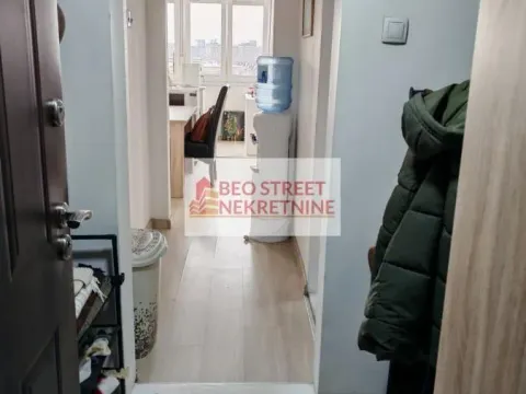 Sale, two bedroom apartment, 38m², Zemun Sve Podlokacije, Beograd - image 2