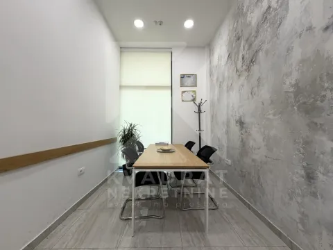 Rent, office space, 84m², Stari Aerodrom, Podgorica - image 10