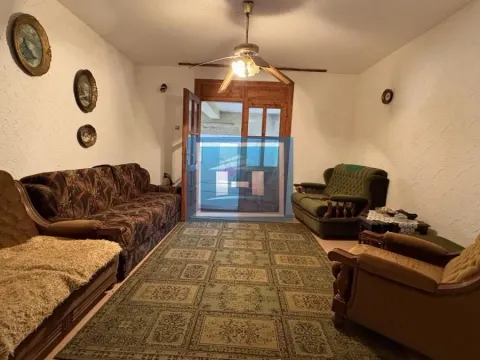 Sale, house, 344m², Majur, Jagodina
