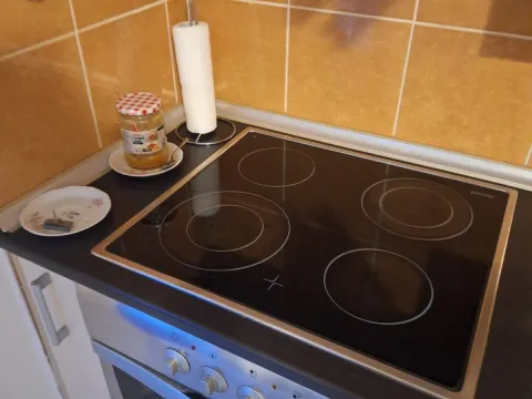 Izdavanje, jednosoban stan, 43m², Budva, Crna Gora - image 8