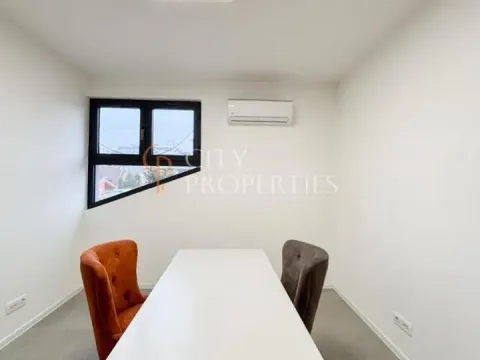 Izdavanje, poslovni prostor, 120m², Centar, Podgorica - image 10