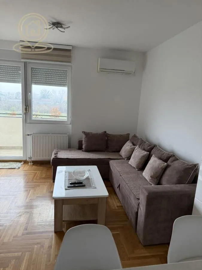 Izdavanje, jednosoban stan, 40m², Nova Detelinara, Novi Sad Sve Podlokacije