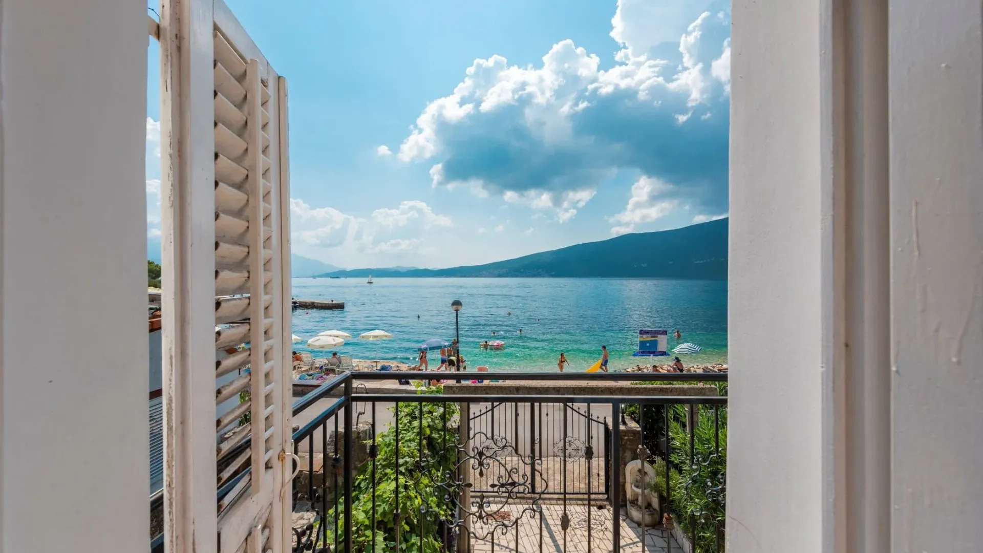 Sale, house, 95m², Baošići, Herceg Novi