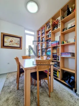 Rent, two bedroom apartment, 76m², Blok 6, Podgorica - image 3