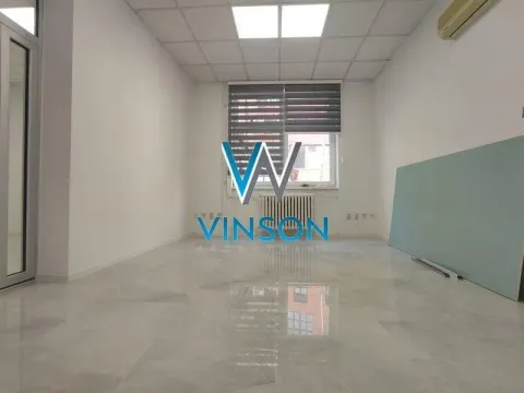 Izdavanje, poslovni prostor, 300m², Centar, Novi Sad - image 11