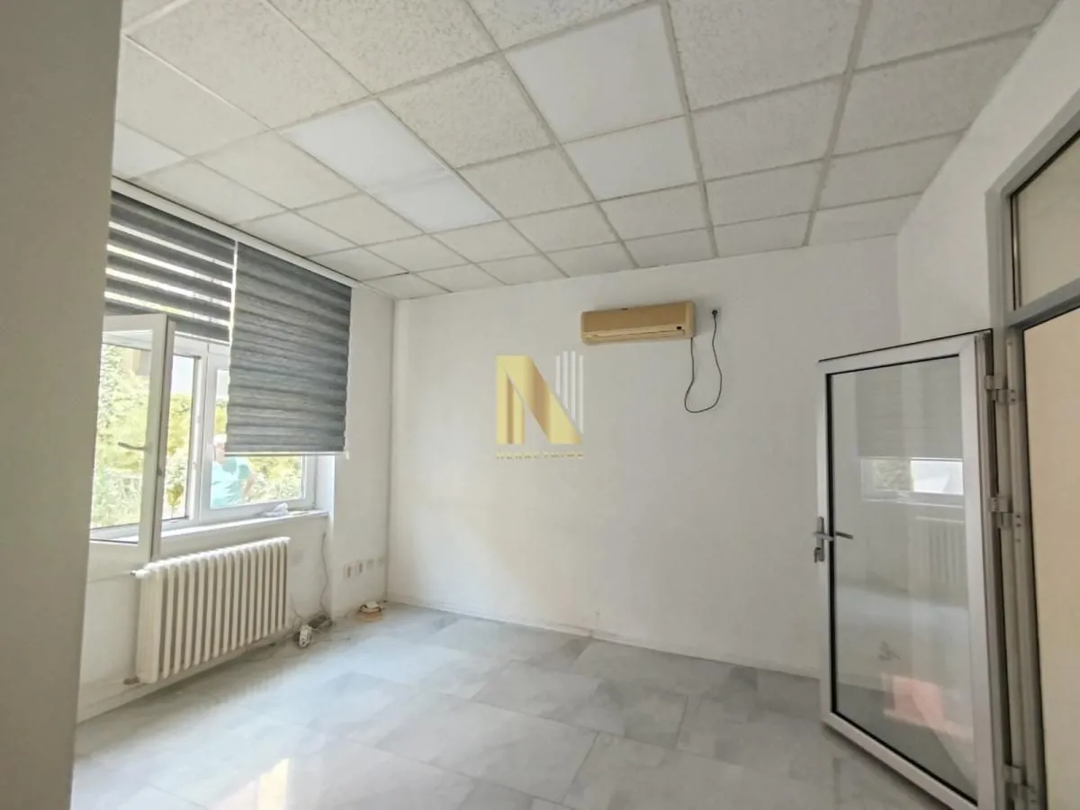 Rent, office space, 160m², Centar, Novi Sad