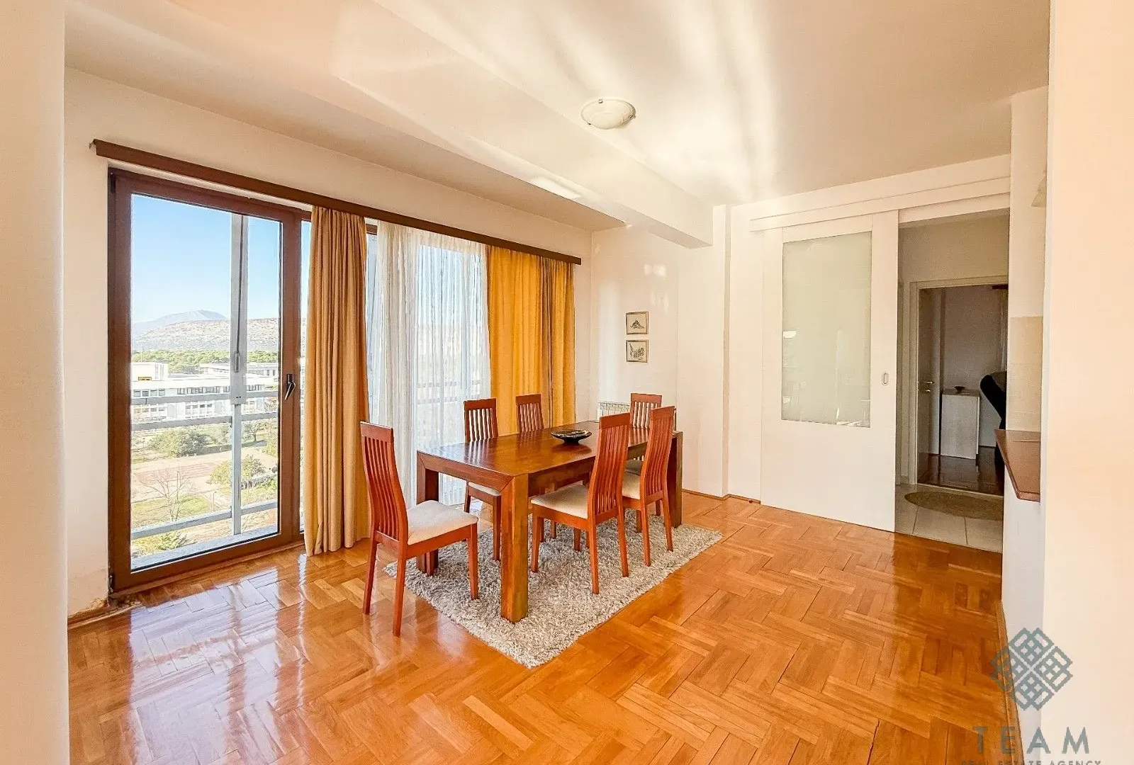 Rent, two bedroom apartment, 100m², Preko Morače, Podgorica