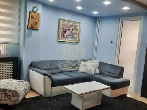 Izdavanje, dvosoban stan, 63m², Bulevar Oslobodjenja, Novi Sad Sve Podlokacije - image 2