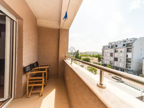 Rent, one bedroom apartment, 45m², Pobrežje, Podgorica - image 5