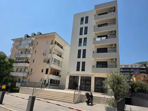 Prodaja, jednosoban stan, 42m², Budva, Crna Gora - image 7