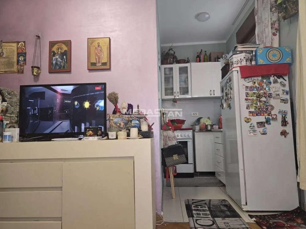 Prodaja, dvosoban stan, 37m², Voždovačka Crkva, Voždovac Sve Podlokacije