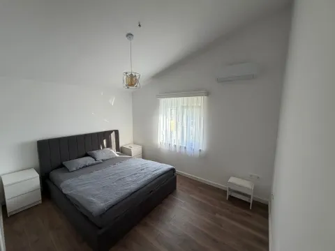 Rent, house, 155m², Farmaci, Podgorica - image 16