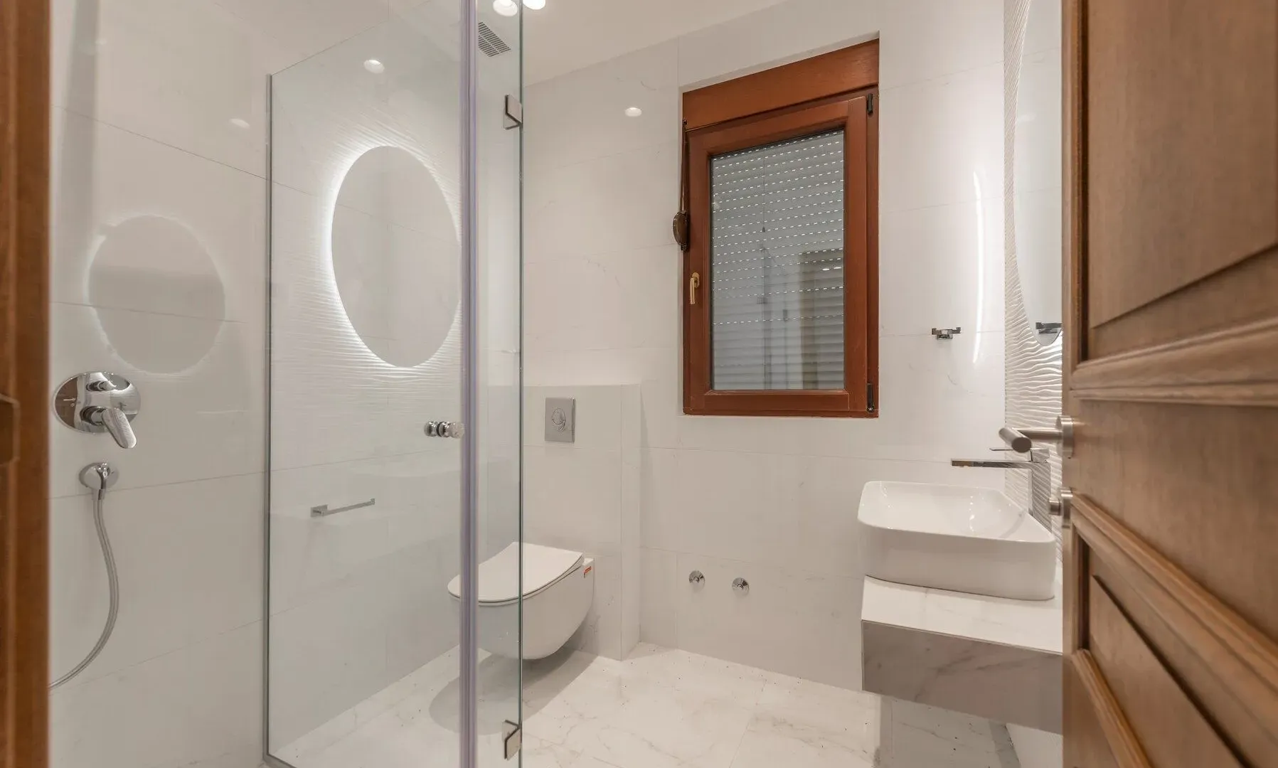 Sale, house, 492m², Mareza, Podgorica