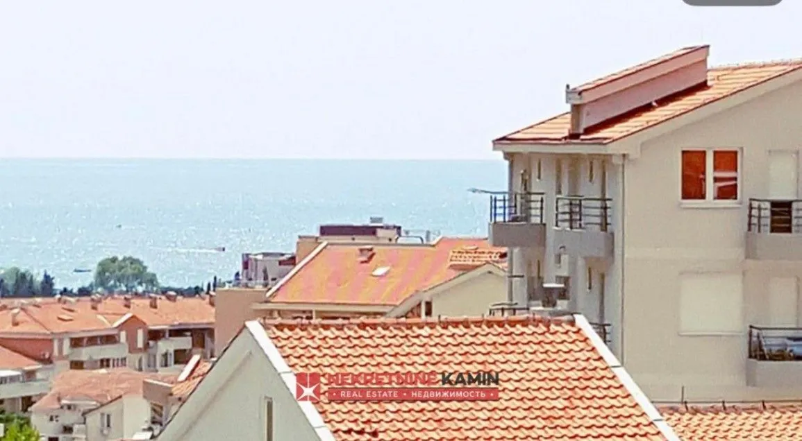 Prodaja, dvosoban stan, 70m², Lazi, Budva